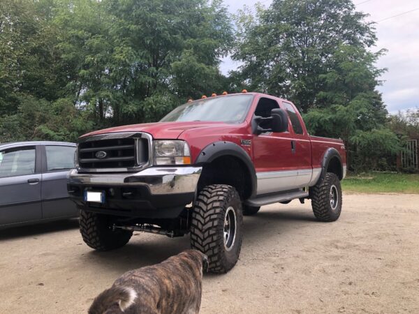 F250 SuperDuty Allestimento Omologato con 37"